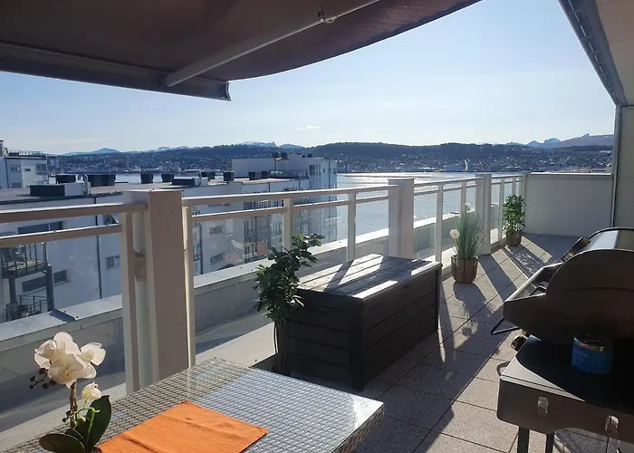 Top Apartment