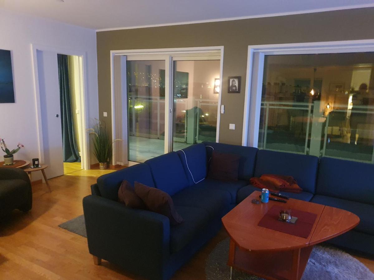 Top Apartment Apartment
